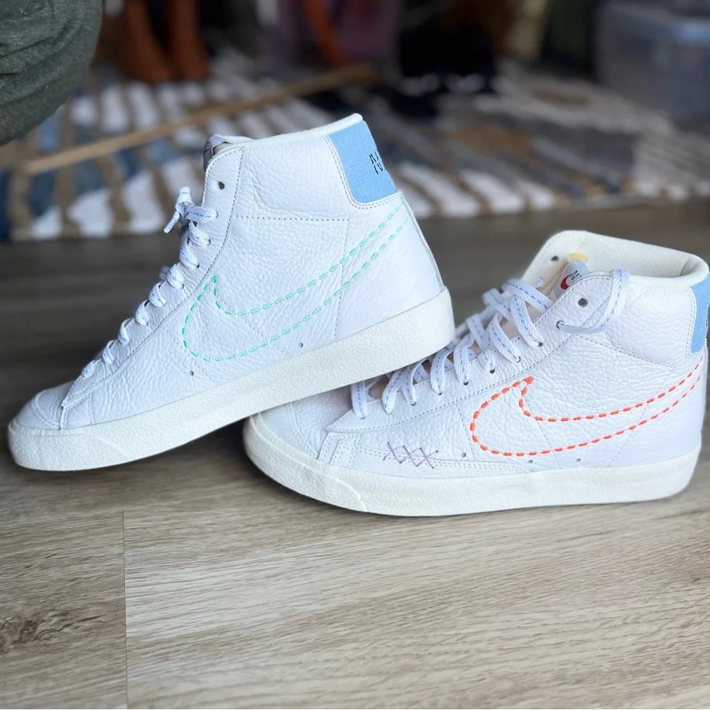 Women’s Nike Blazer Mid 77, Leather Sneakers with Colorful Stitches *EUC* - Picture 4 of 13